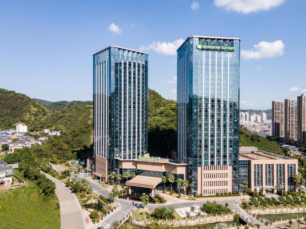 Wyndham Garden Yuhuan Downtown Hotel Taizhou  Exterior foto