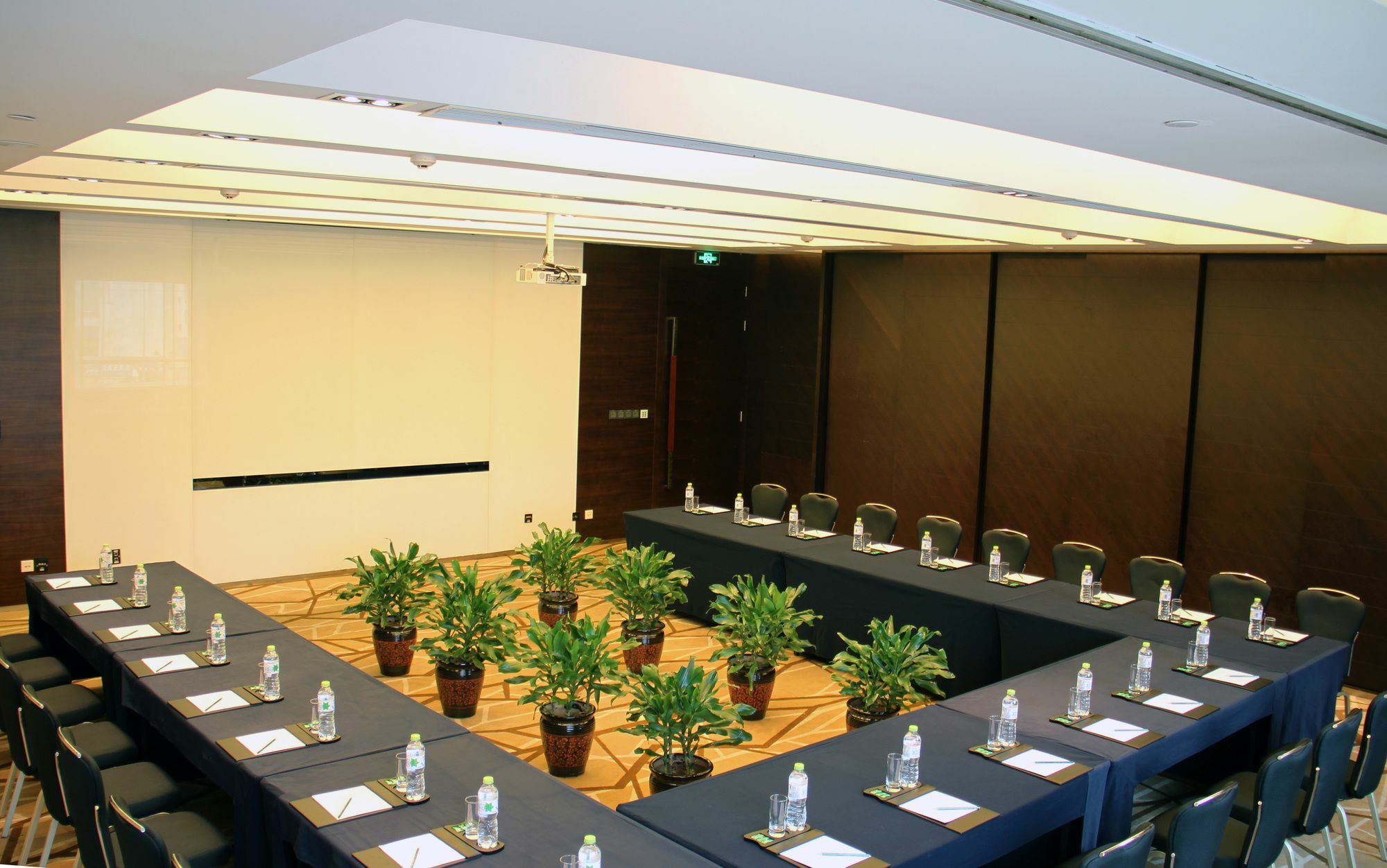Wyndham Garden Yuhuan Downtown Hotel Taizhou  Exterior foto